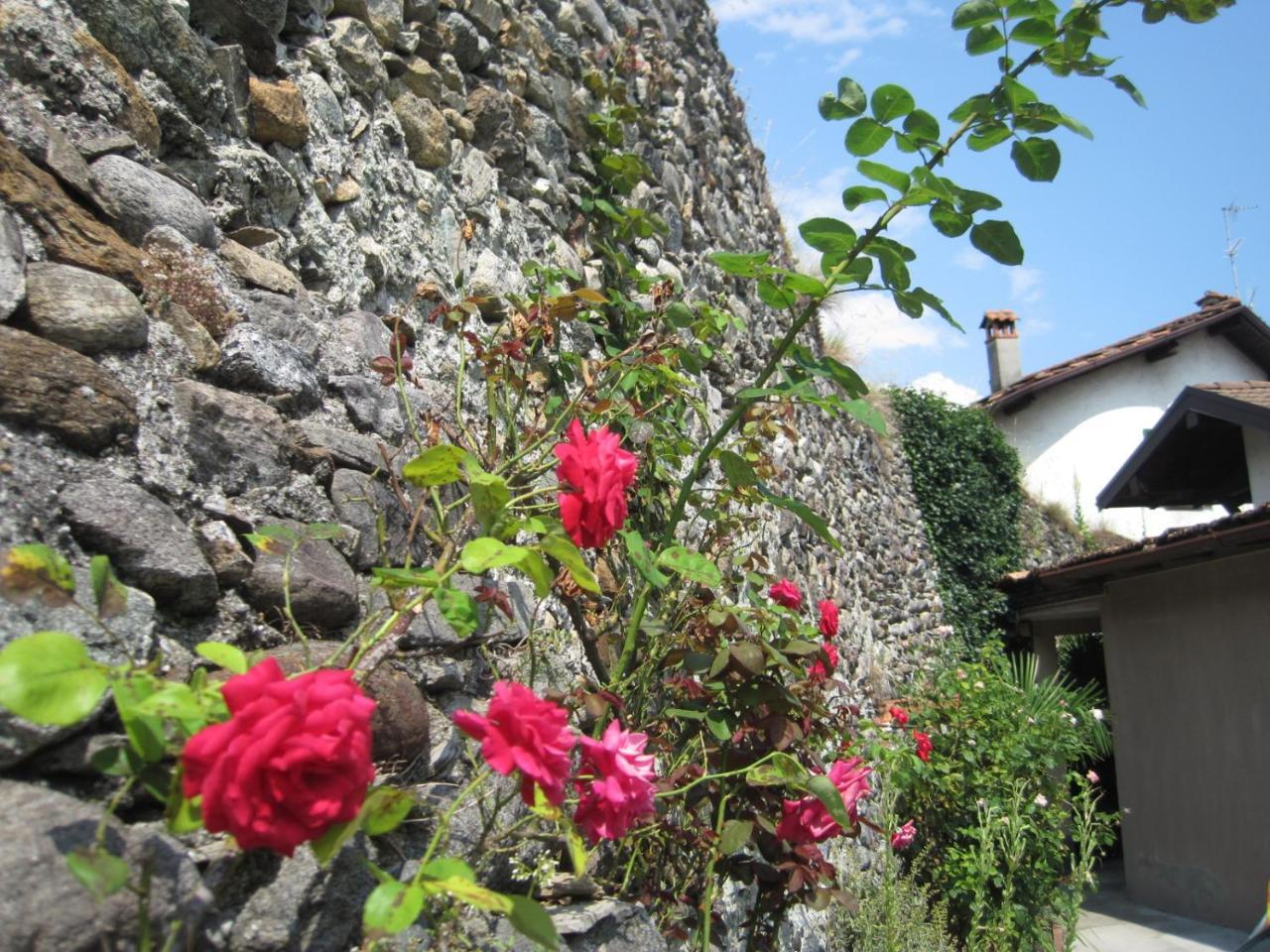 Апартаменты Giardino Del Convento Домазо Экстерьер фото
